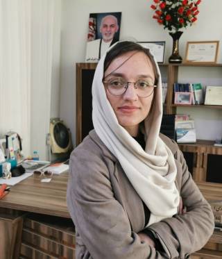 Afghanistans jüngste Bürgermeisterin Zarifah Ghafari