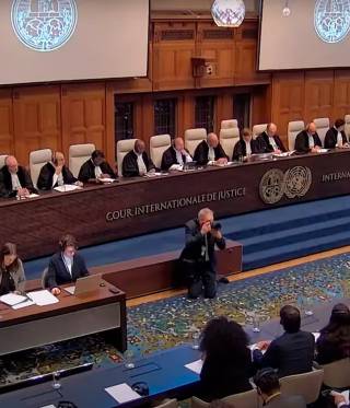 Völkerrecht, Außenpolitik und der Gaza-Krieg